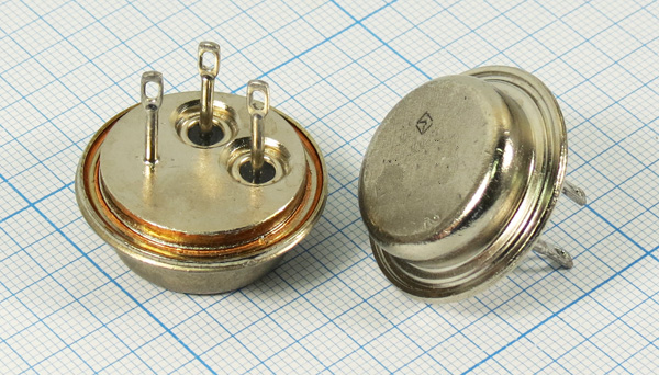 транз КТ826А \NPN\15\TO-3\ транз КТ826А \NPN\15\TO-3\