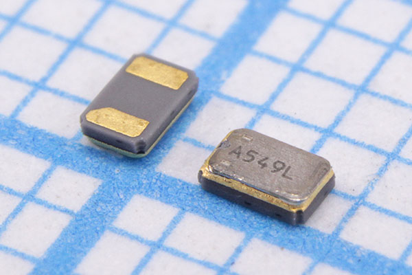 32,768 \SMD01610C2\ 9\ 20\ 20/-40~85C\XTL\1Г CREC 32,768 \SMD01610C2\ 9\ 20\ 20/-40~85C\XTL\1Г CREC