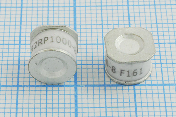 разрядник газ\1000V\20кА/20А\8x6\2C\2RP1000M-8S разрядник газ\1000V\20кА/20А\8x6\2C\2RP1000M-8S